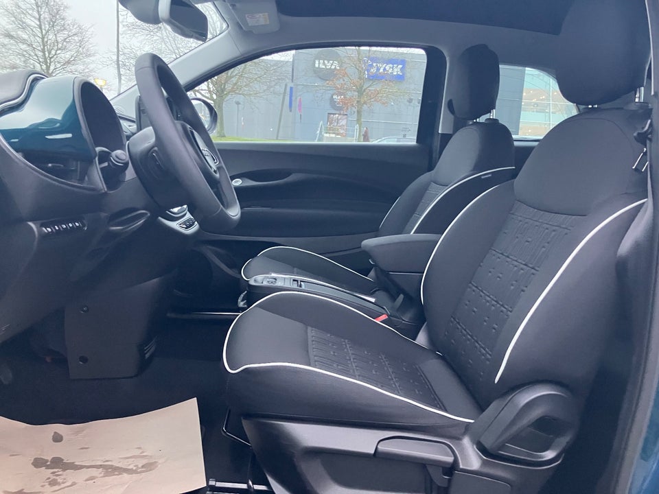 Fiat 500e 42 Icon Cabrio 2d