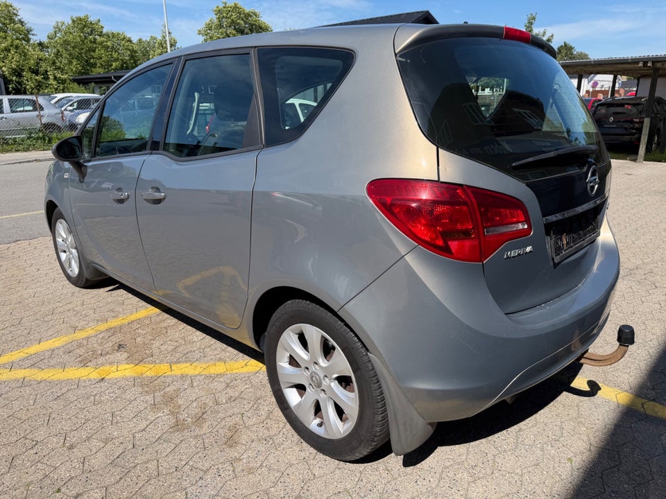 Opel Meriva 1,4 T 120 Cosmo 5d