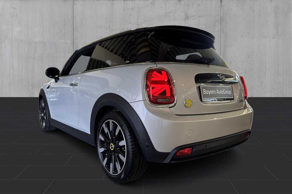MINI Cooper SE Classic Trim 3d