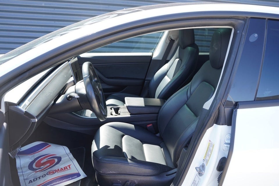 Tesla Model 3 Performance AWD 4d