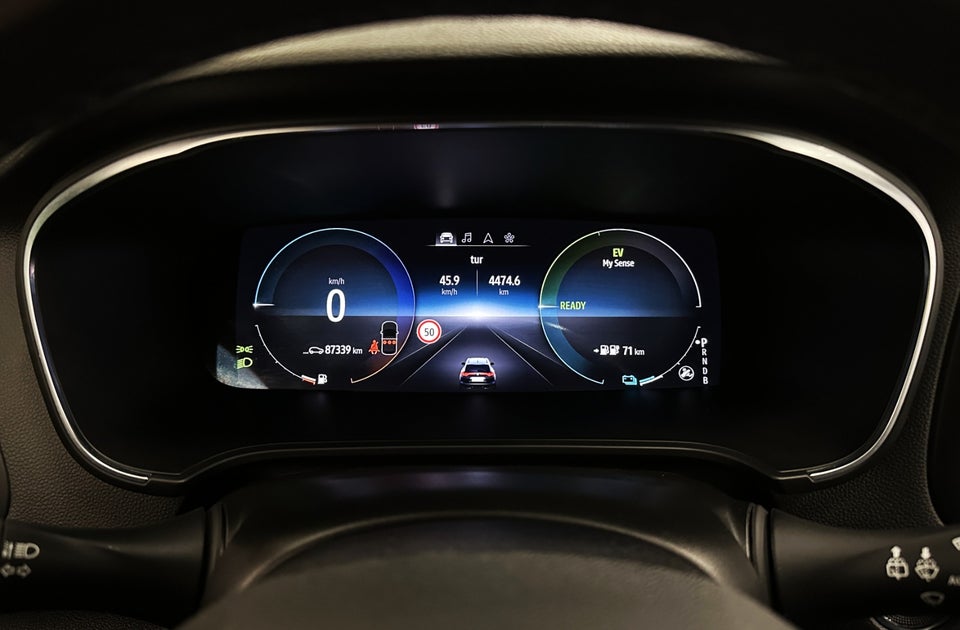 Renault Megane IV 1,6 E-Tech Intens Sport Tourer 5d