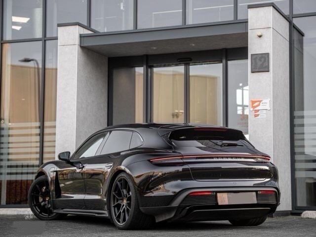 Porsche Taycan Performance+ Sport Turismo 5d