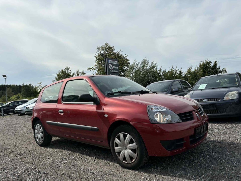 Renault Clio II 1,2 8V Authenique 3d