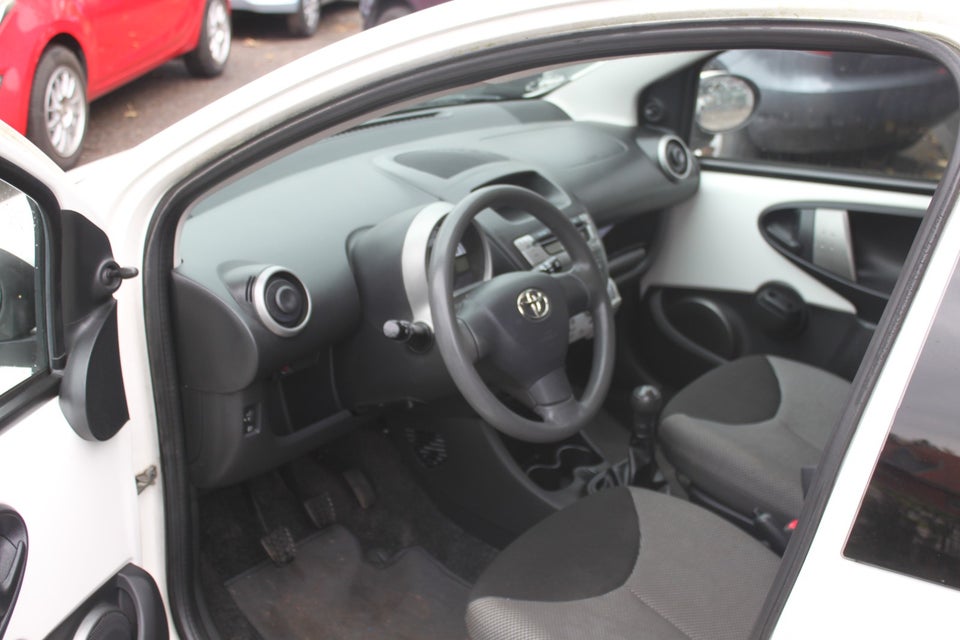 Toyota Aygo 1,0 VVT-i T1 5d