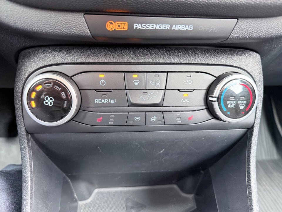 Ford Fiesta 1,0 EcoBoost mHEV Connected 5d
