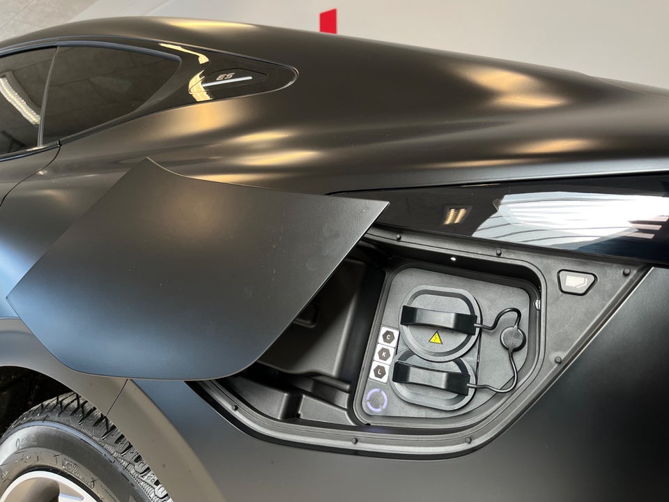 Exlantix ES 77 Ultimate AWD 5d