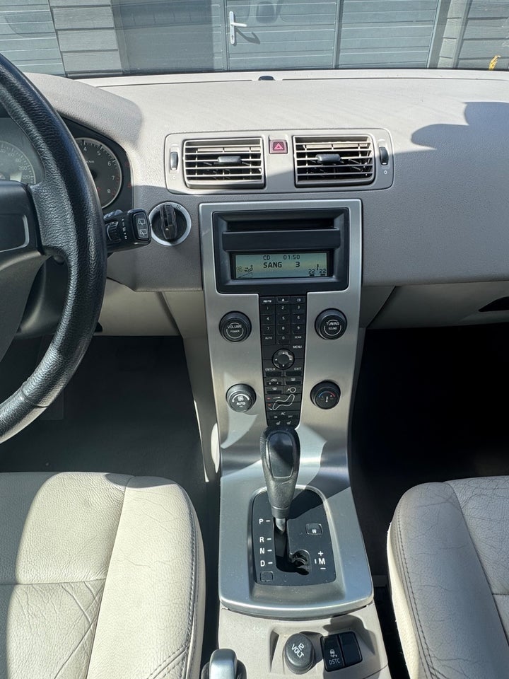 Volvo V50 2,4i Summum aut. 5d