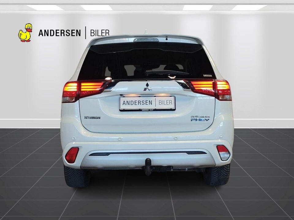 Mitsubishi Outlander 2,4 PHEV Intense CVT 4WD 5d