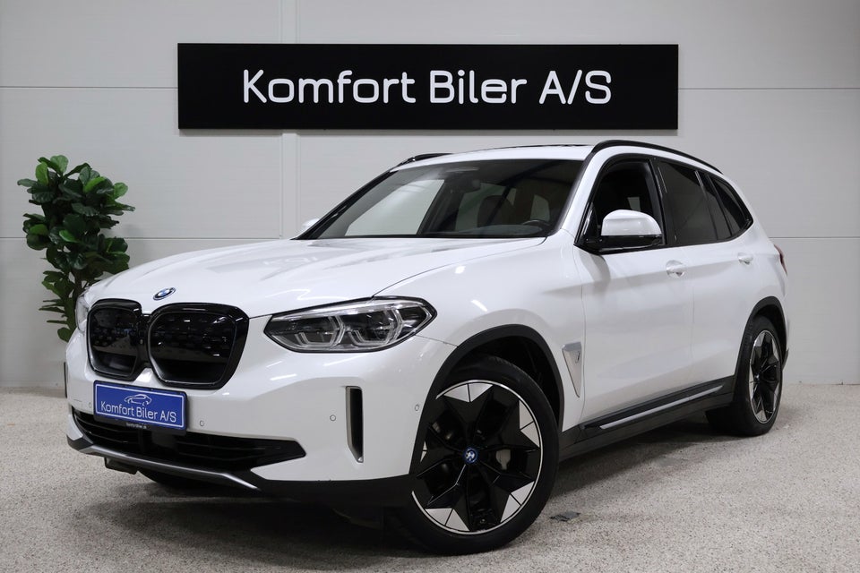 BMW iX3 Charged 5d