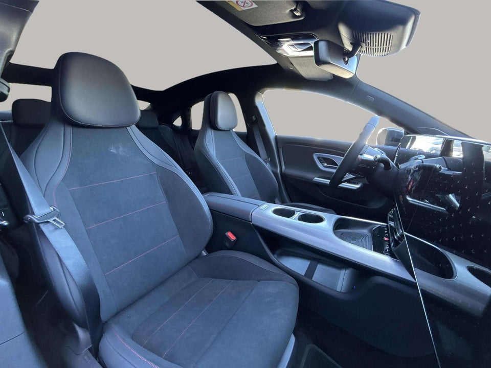Mercedes CLA250+ EQ AMG Advance Plus 4d