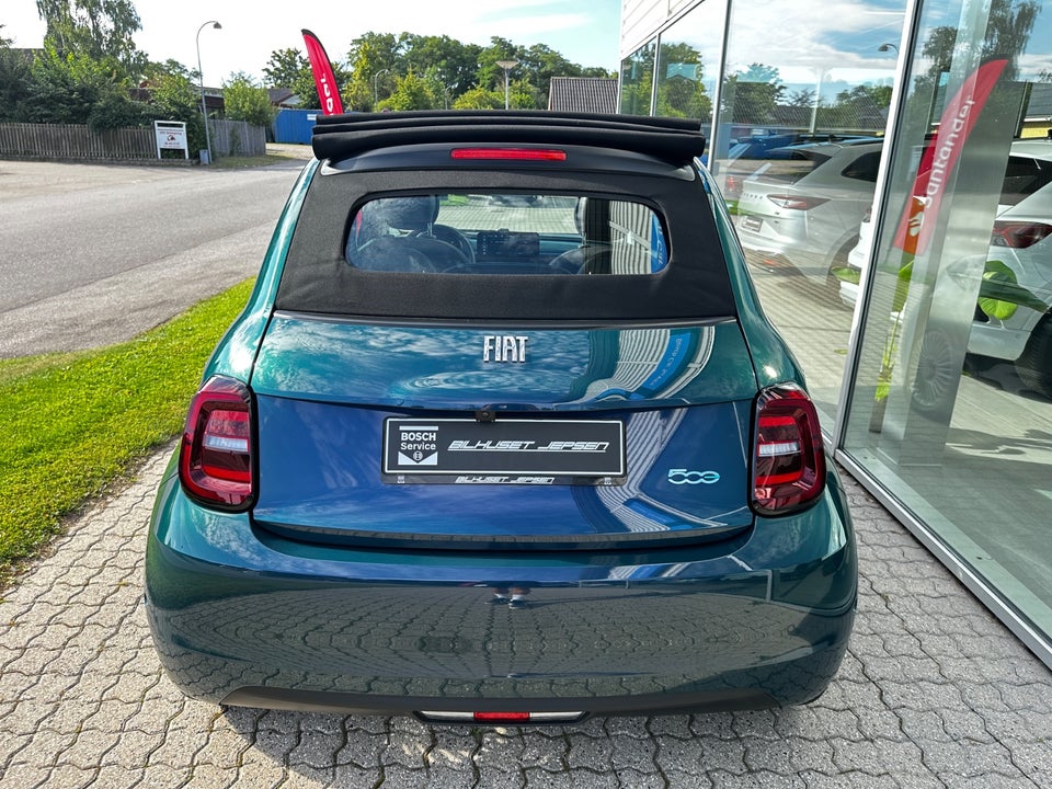 Fiat 500e 42 Icon Cabrio 2d