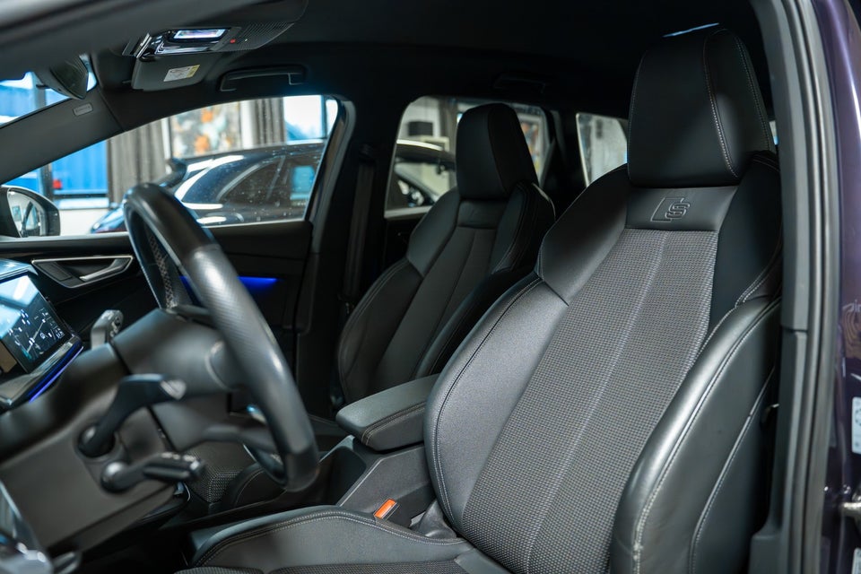 Audi Q4 e-tron 40 S-line 5d