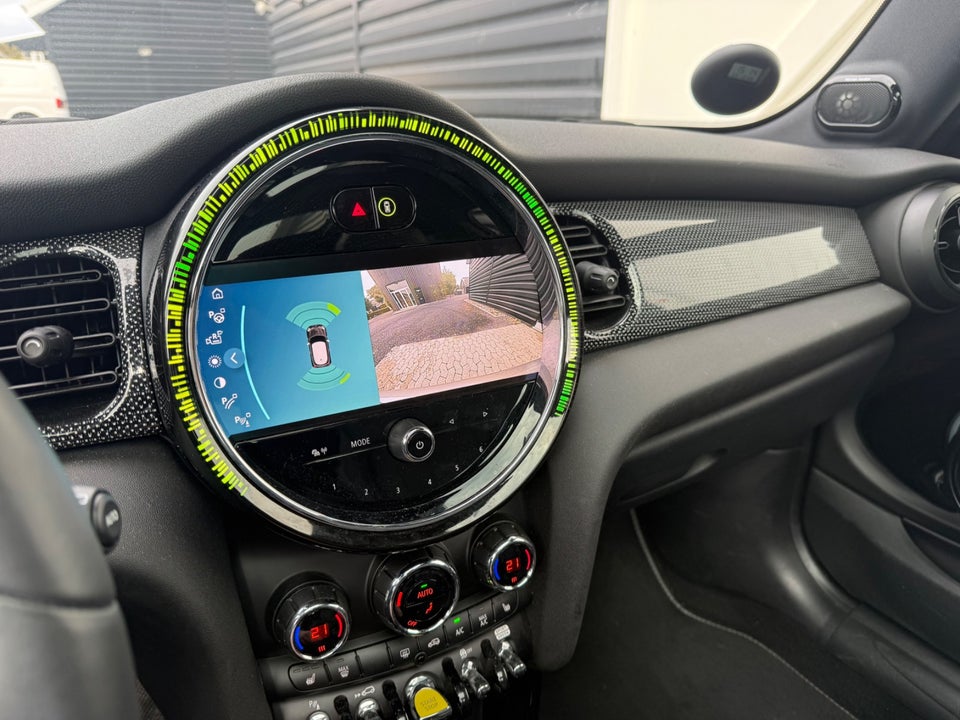 MINI Cooper SE Maximise 3d
