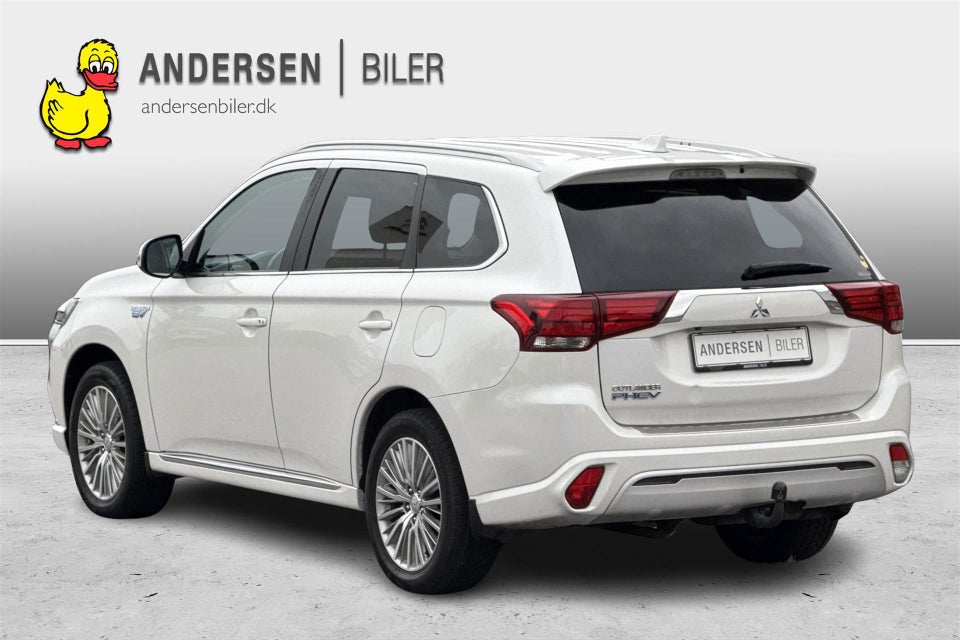 Mitsubishi Outlander 2,4 PHEV Inform+ CVT 4WD 5d