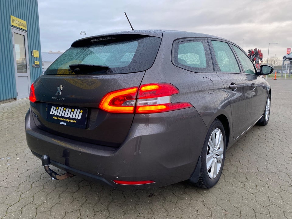 Peugeot 308 1,2 e-THP 130 Active 5d