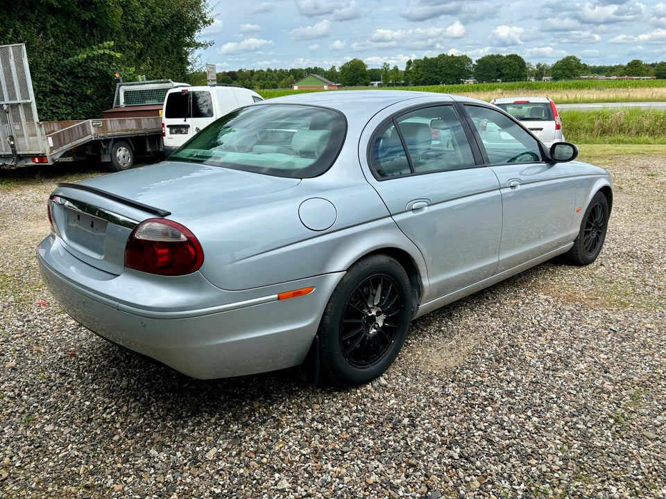 Jaguar S-Type 2,7 D V6 aut. 4d