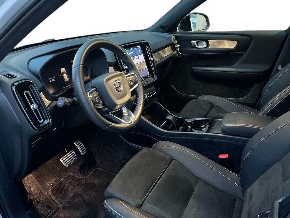 Volvo XC40 P6 ReCharge Core 5d