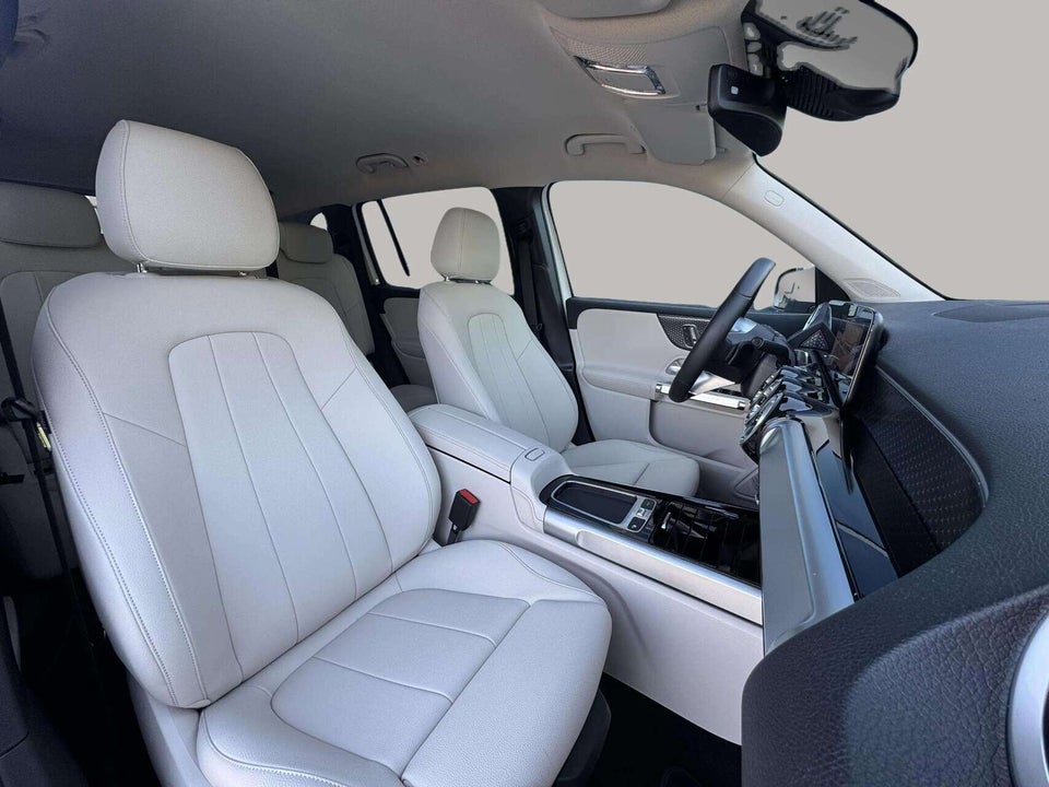 Mercedes EQB250+ Progressive 5d