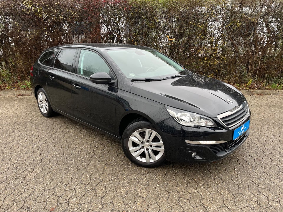 Peugeot 308 1,2 e-THP 130 Allure SW 5d