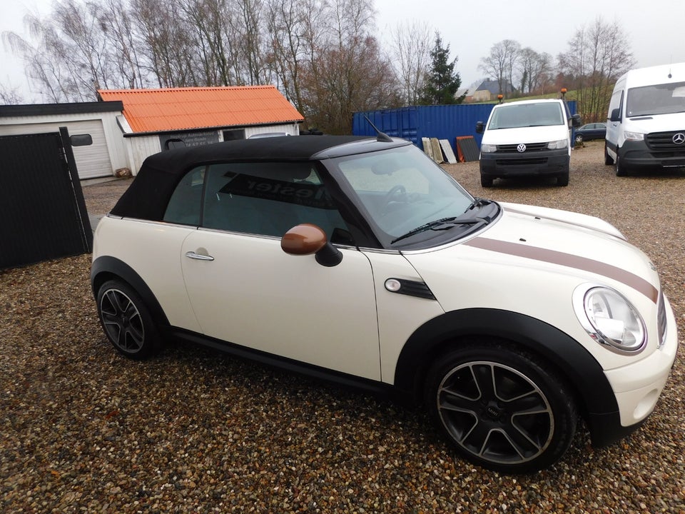 MINI One 1,6 Cabriolet 2d