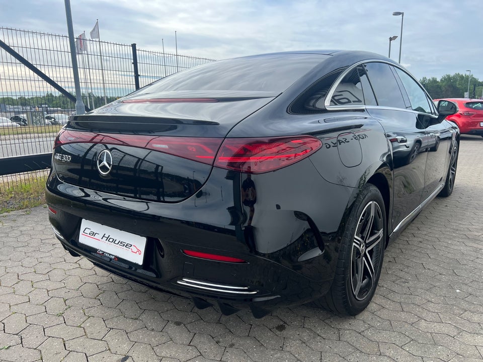 Mercedes EQE300 AMG Line 4d