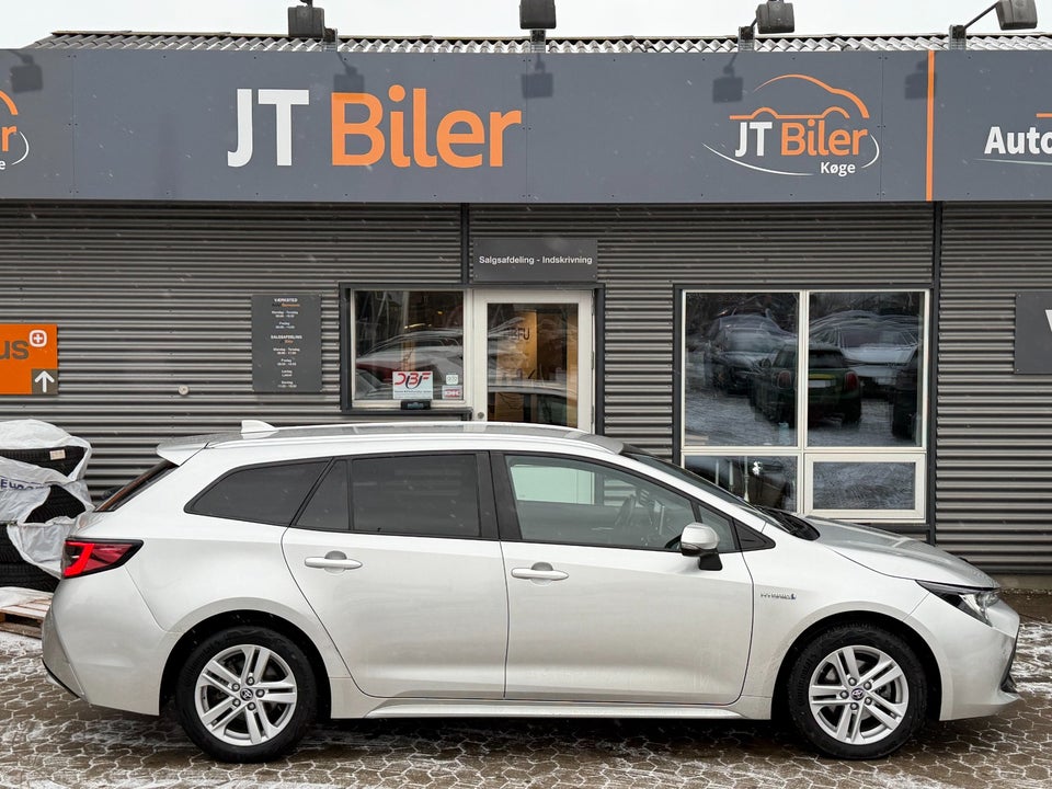 Toyota Corolla 1,8 Hybrid Active Smart Touring Sports MDS 5d