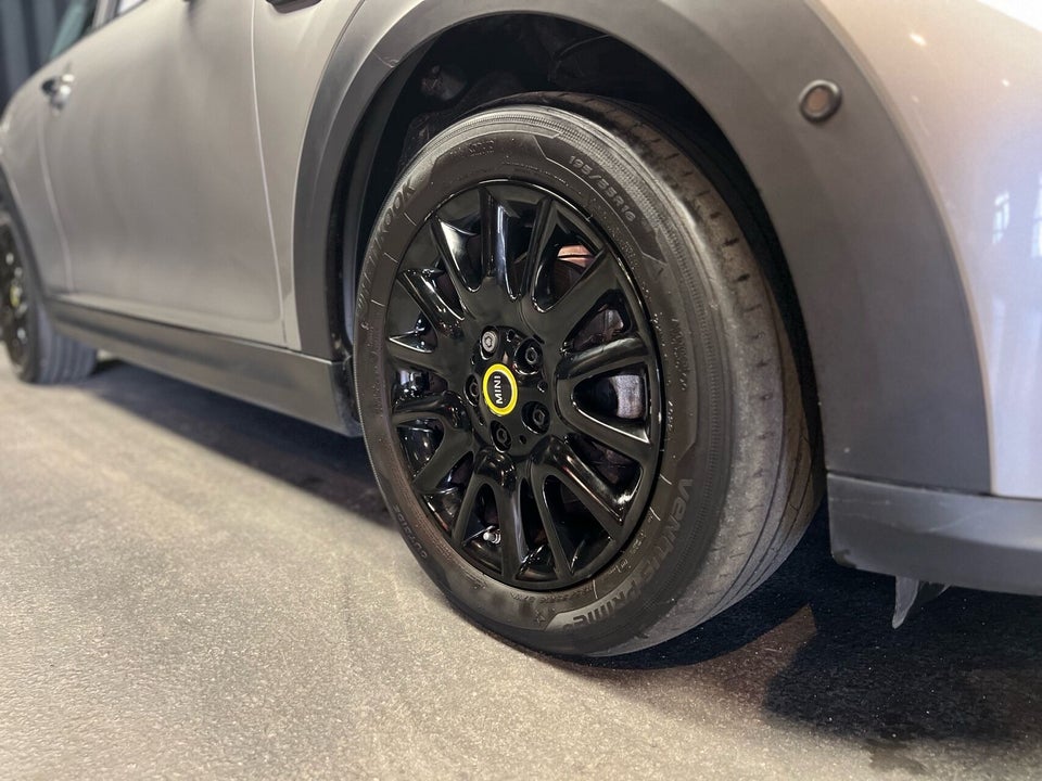 MINI Cooper SE Edition Premium Plus 3d