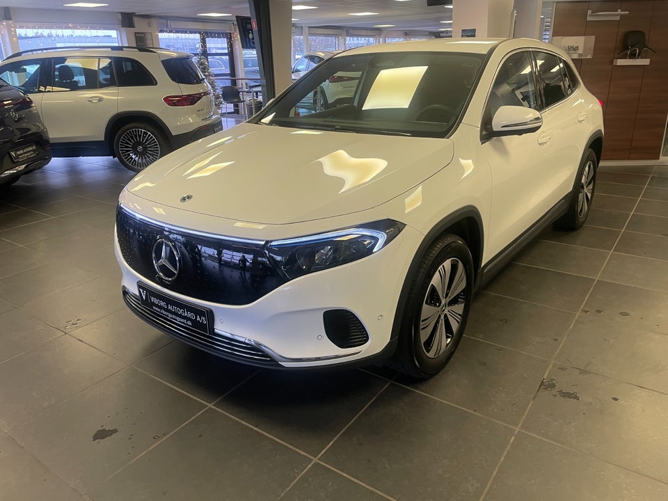 Mercedes EQA350 4Matic 5d