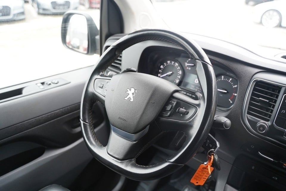 Peugeot Expert 2,0 BlueHDi 122 L3 Premium EAT8 Van