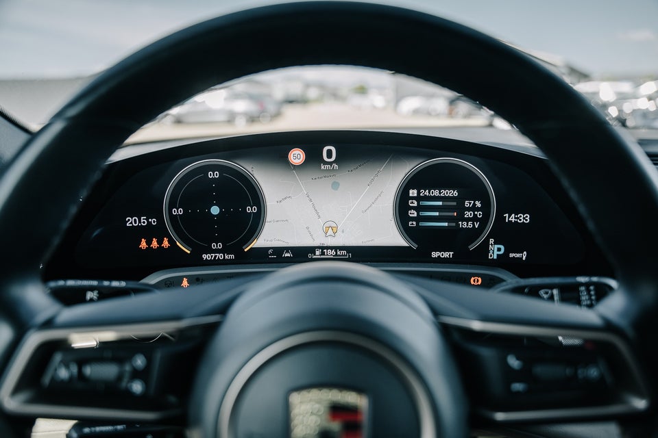 Porsche Taycan 4d
