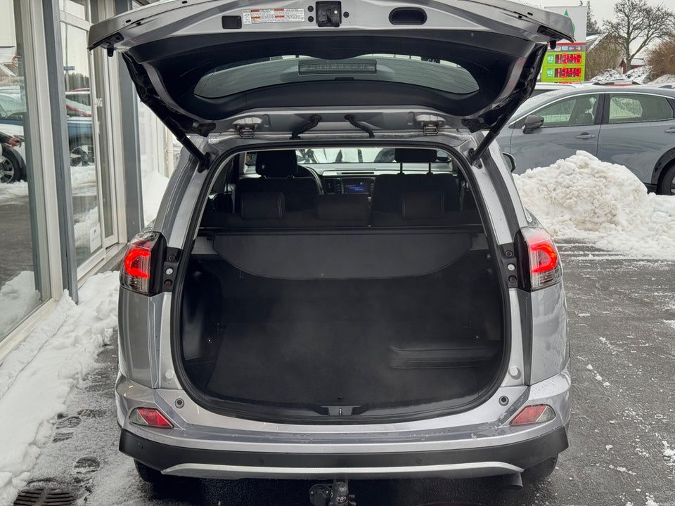 Toyota RAV4 2,5 Hybrid H3 MDS 4x4 5d