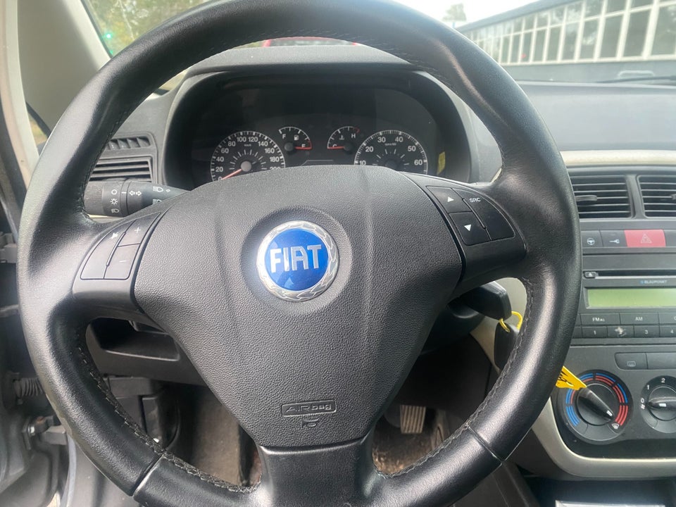 Fiat Grande Punto 1,4 Dynamic 5d