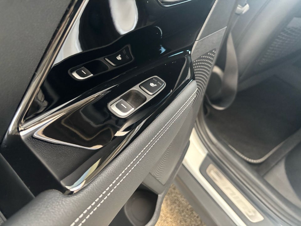 Kia e-Niro 64 Advance 5d