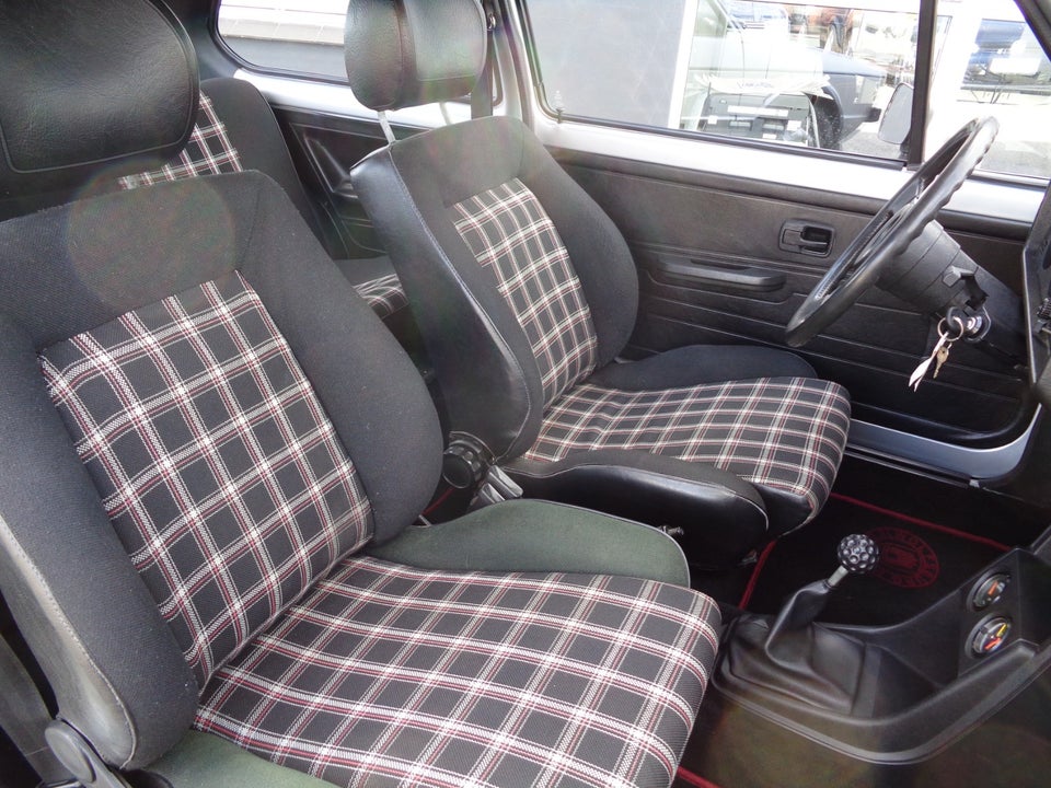 VW Golf I 1,6 GTi 3d