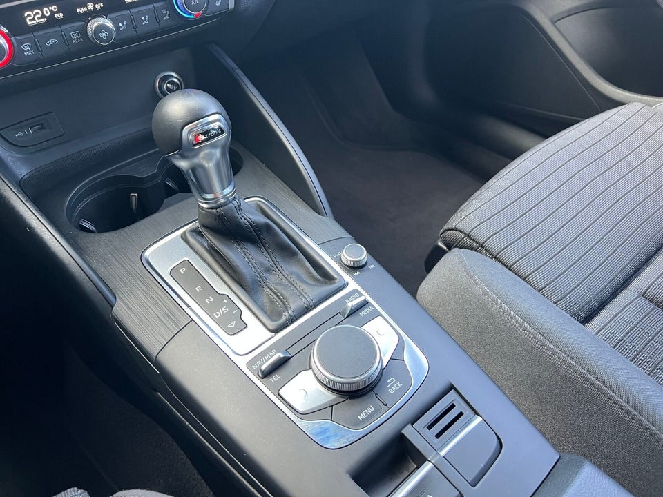 Audi A3 40 TFSi Sport Limited Sportback S-tr. 5d