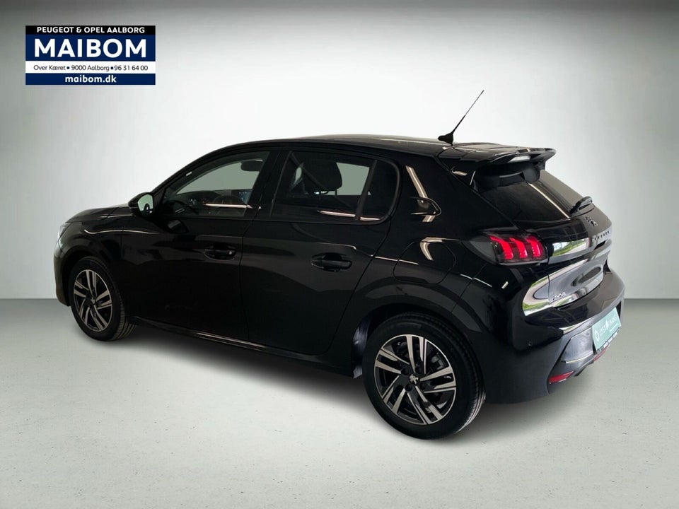 Peugeot 208 1,2 PureTech 100 Allure EAT8 5d