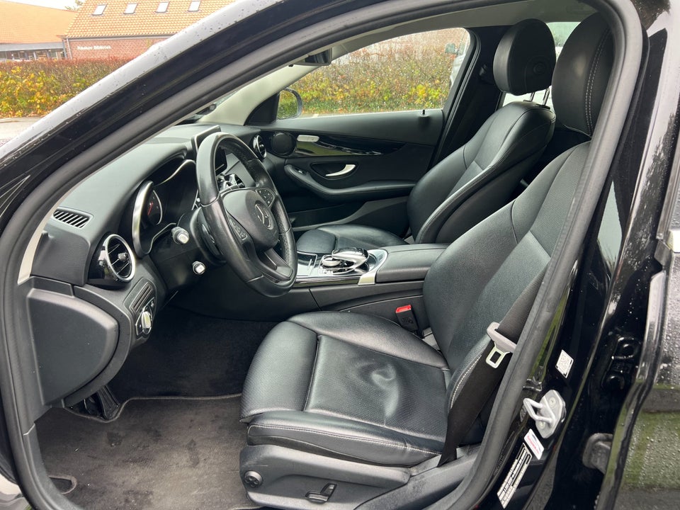 Mercedes C220 d 2,2 Avantgarde stc. aut. 5d