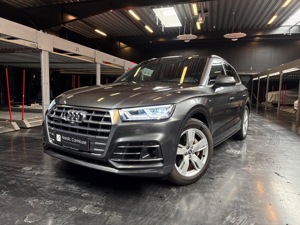 Audi Q5 50 TFSi e Sport quattro S-tr. 5d