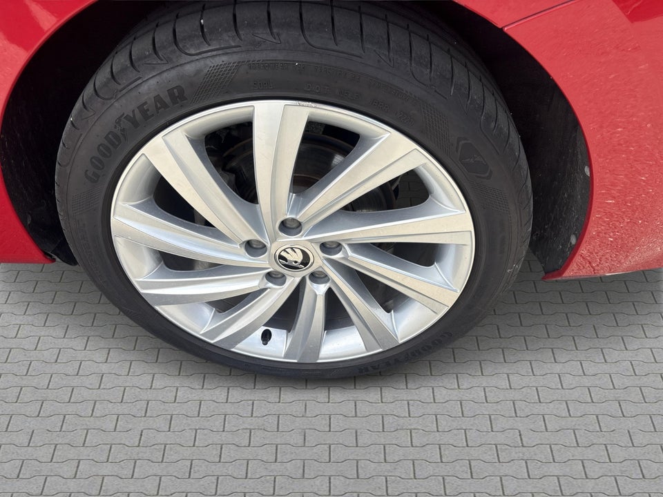 Skoda Octavia 1,4 TSi iV Ambition Combi DSG 5d