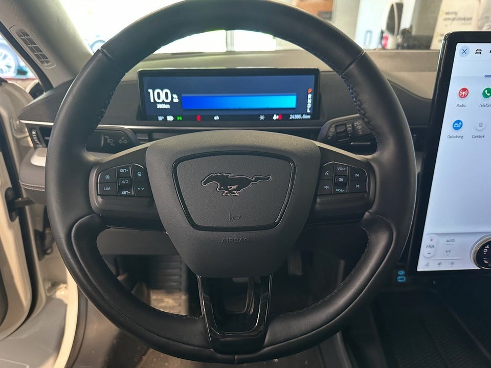 Ford Mustang Mach-E 75 Standard Range 5d