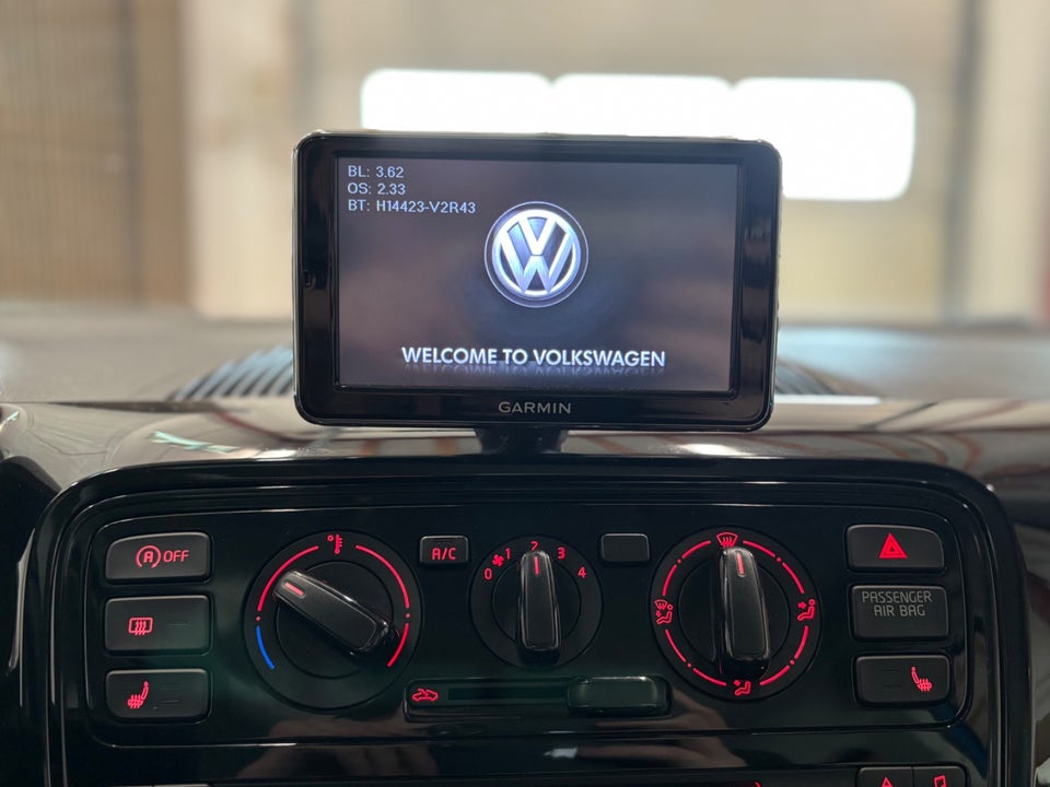 VW Up! 1,0 75 Move Up! ASG BMT 5d