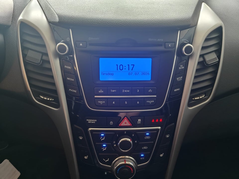 Hyundai i30 1,6 GDi Comfort Eco 3d