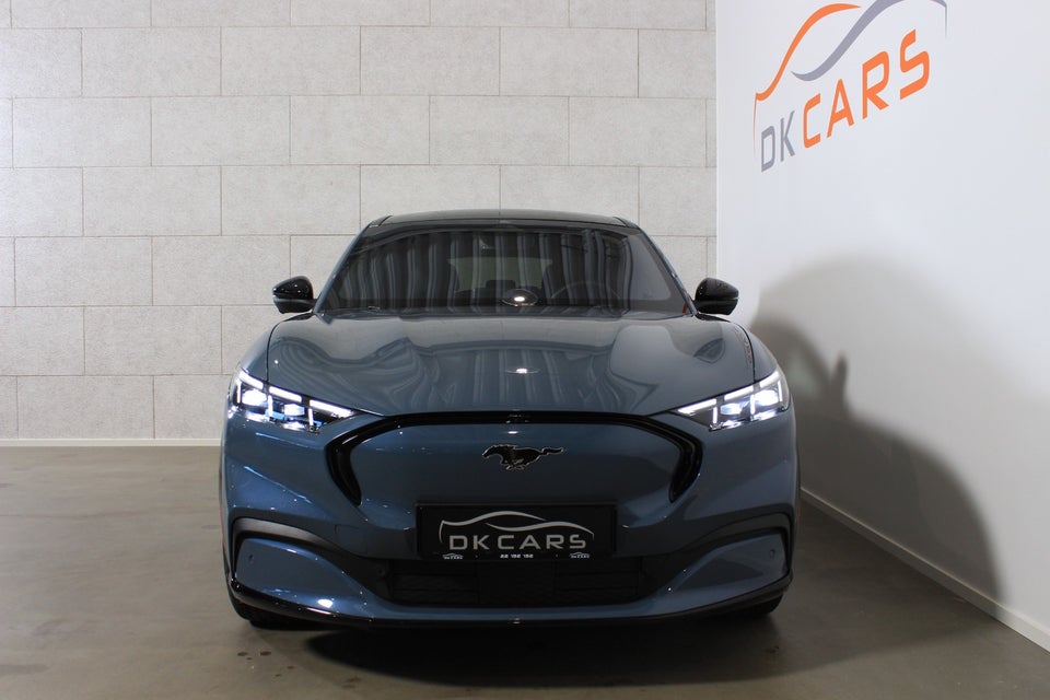 Ford Mustang Mach-E 98 Premium Extended Range AWD 5d