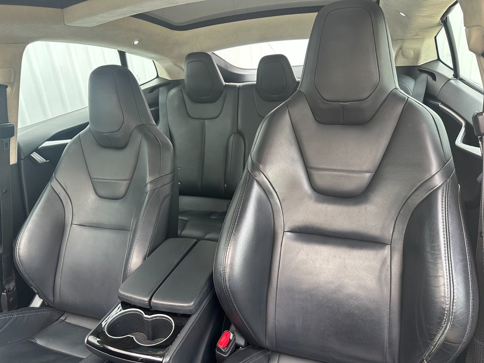 Tesla Model S 90D 5d