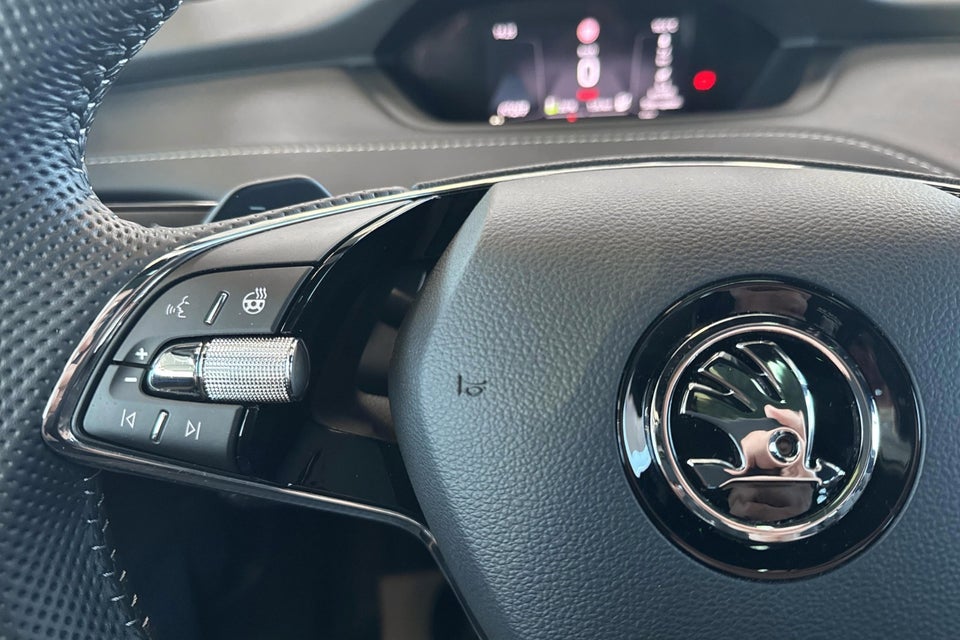 Skoda Enyaq 80 iV Sportline Plus 5d