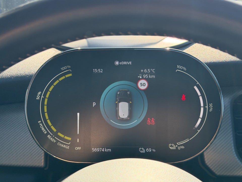 MINI Cooper SE Maximise 3d