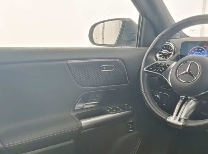 Mercedes EQA250+ Progressive Advance 5d