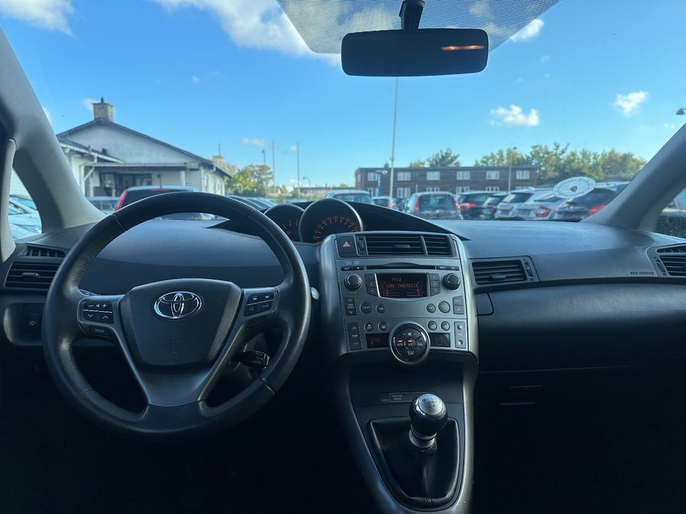Toyota Verso 2,0 D-4D TX 7prs 5d