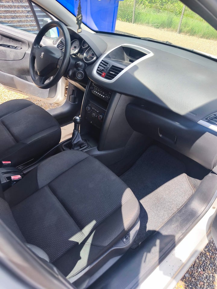 Peugeot 207 1,6 HDi 90 Comfort+ SW 5d