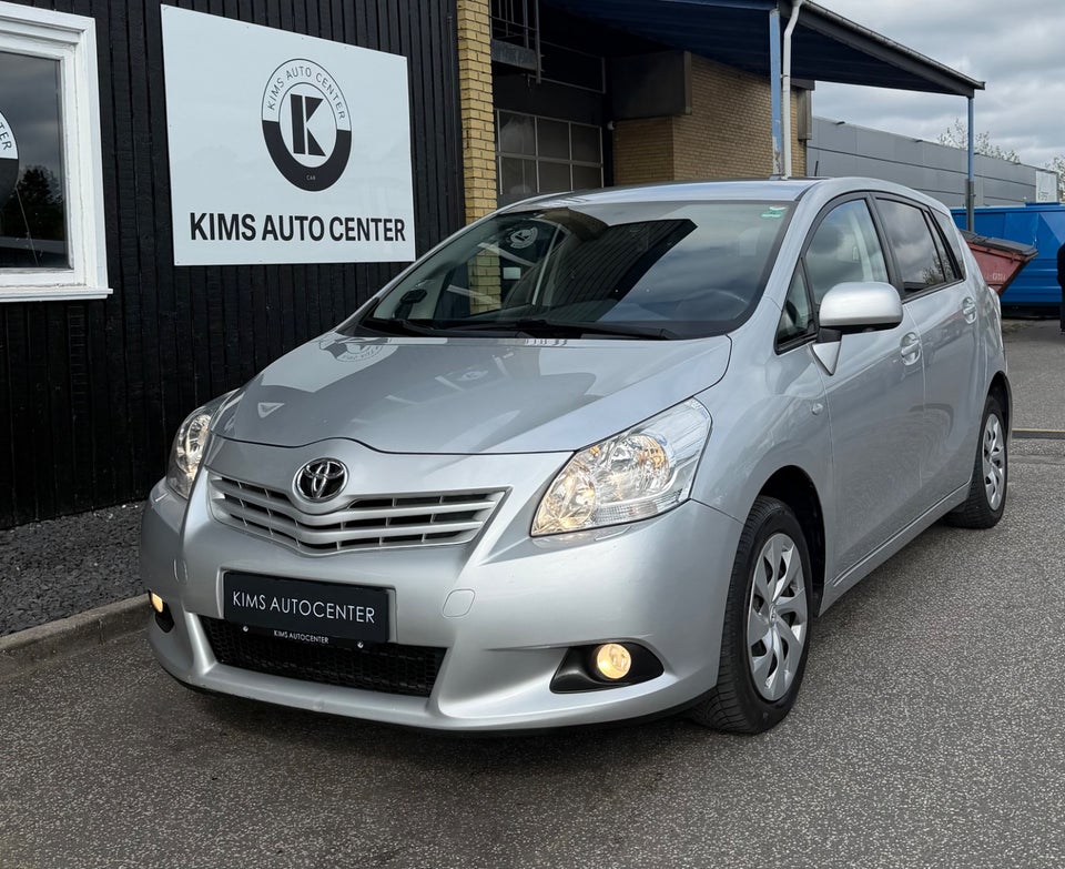 Toyota Verso 1,8 T2 Touch 7prs 5d